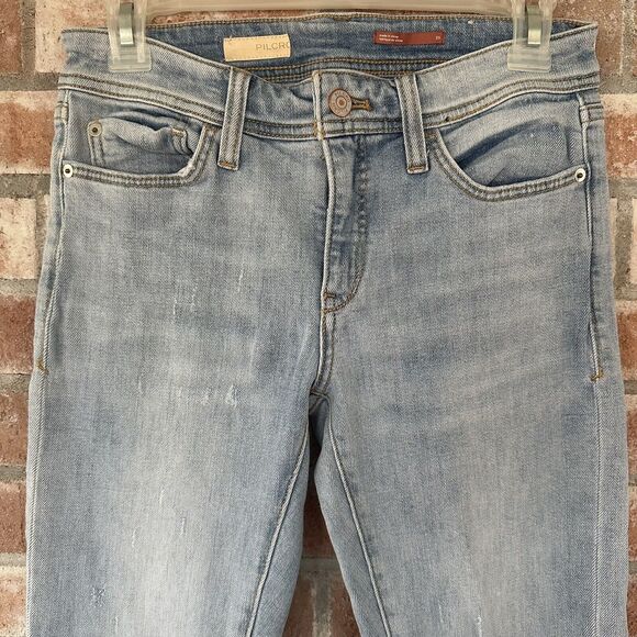 Pilcro by Anthropologie Distressed Slim Boyfriend Crop Jeans Size 26 - Picture 3 of 8